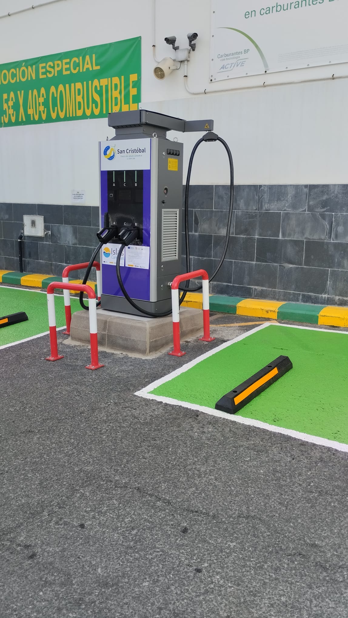 Instalación cargadores para vehículos (1)
